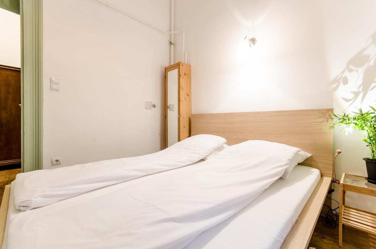 B63 2 Bedroom Apartment In Heart Of City Budapest Exterior photo