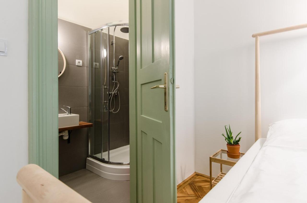 B63 2 Bedroom Apartment In Heart Of City Budapest Exterior photo